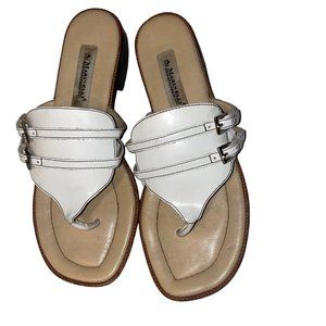 A. Marinelli White Double Buckle Padded Flat Sandal Thong Size 8.5 M Shoe